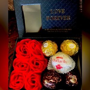 Exquisite Simulation Rose Jewelry Box